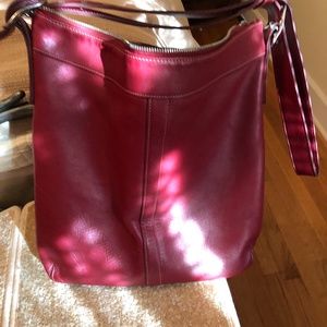 COACH red leather bucket bag. Excellent condition.